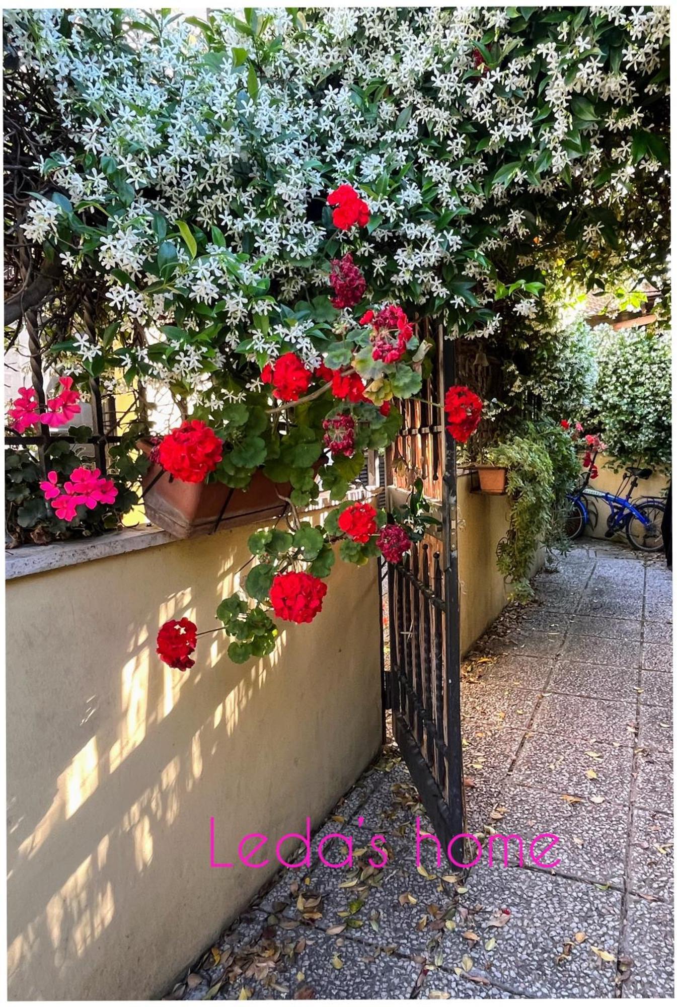 Leda'S Home Rome Bagian luar foto